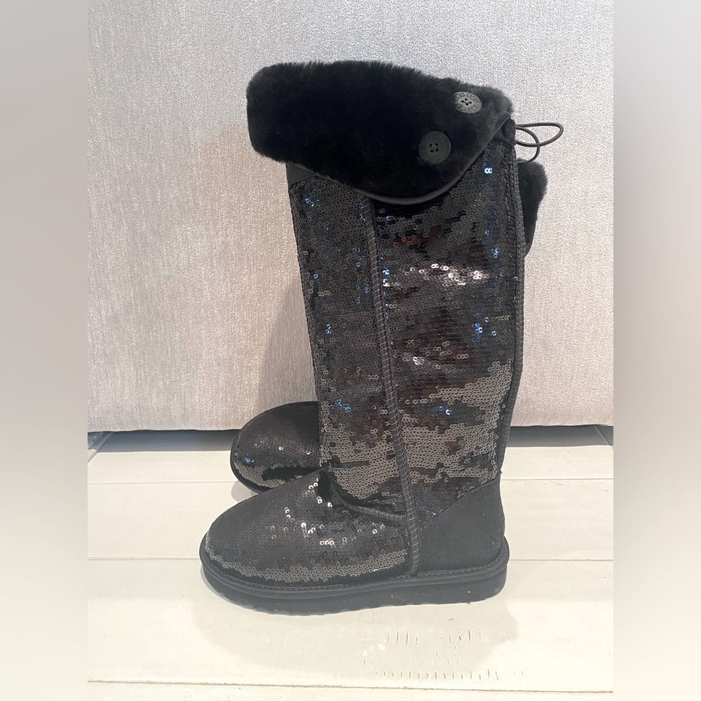 Ugg tall black sequin boot size 7